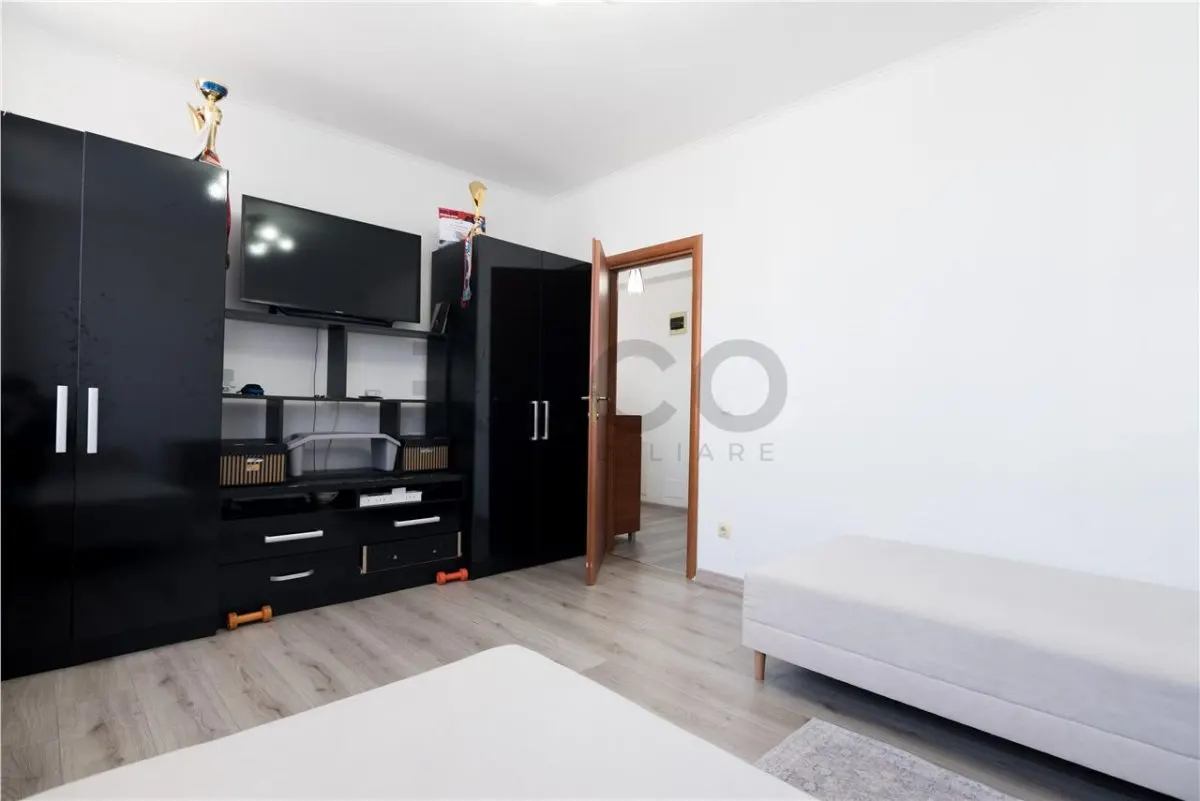 RECO Apartament 2 camere Nufarul Plaza â€“ terasa mare, parcare subterana inclusa, mobilat si utilat - foto 9