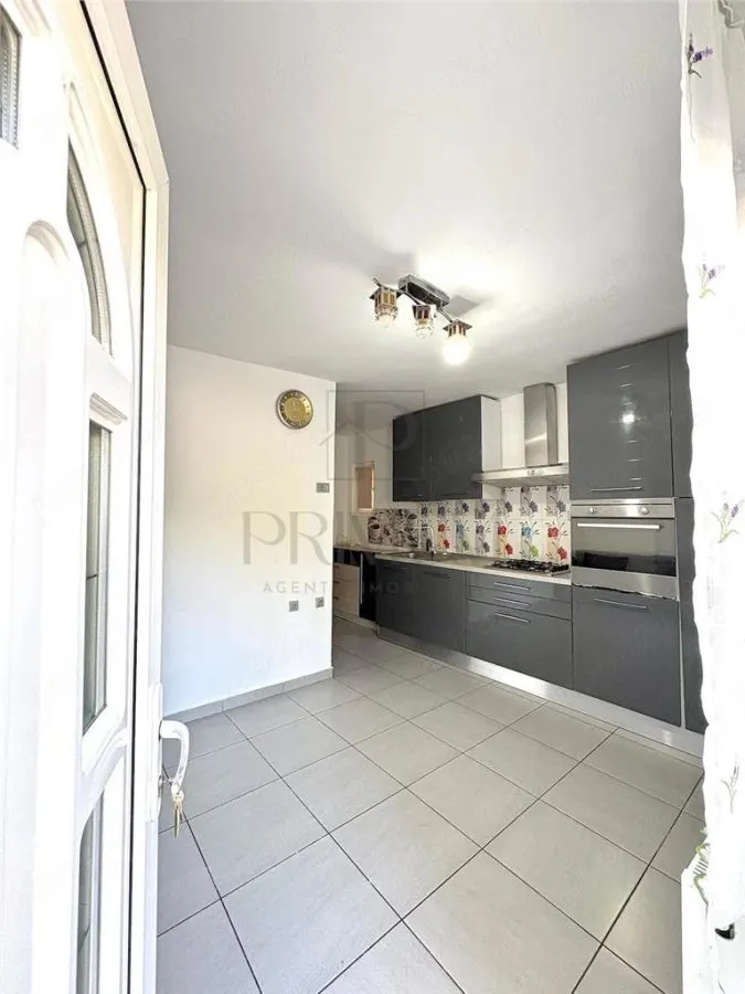 FREIDORF, CASA INDIVIDUALA, 3 CAMERE, 2 BAI, BALCON - foto 3