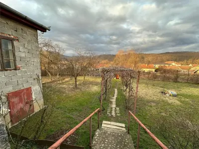 Bocsa Montana, Casa Solida + Gradina, Strada Principala - foto 24