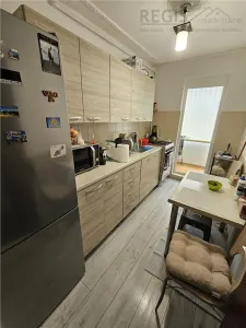 Apartament 2 camere decomandat, renovat, parter inalt â€“ zona Astra - foto 7