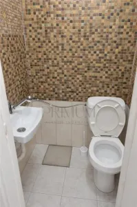 BASTION - APARTAMENT 1 CAMERA -  mobilat , utilat , decomandat - foto 4