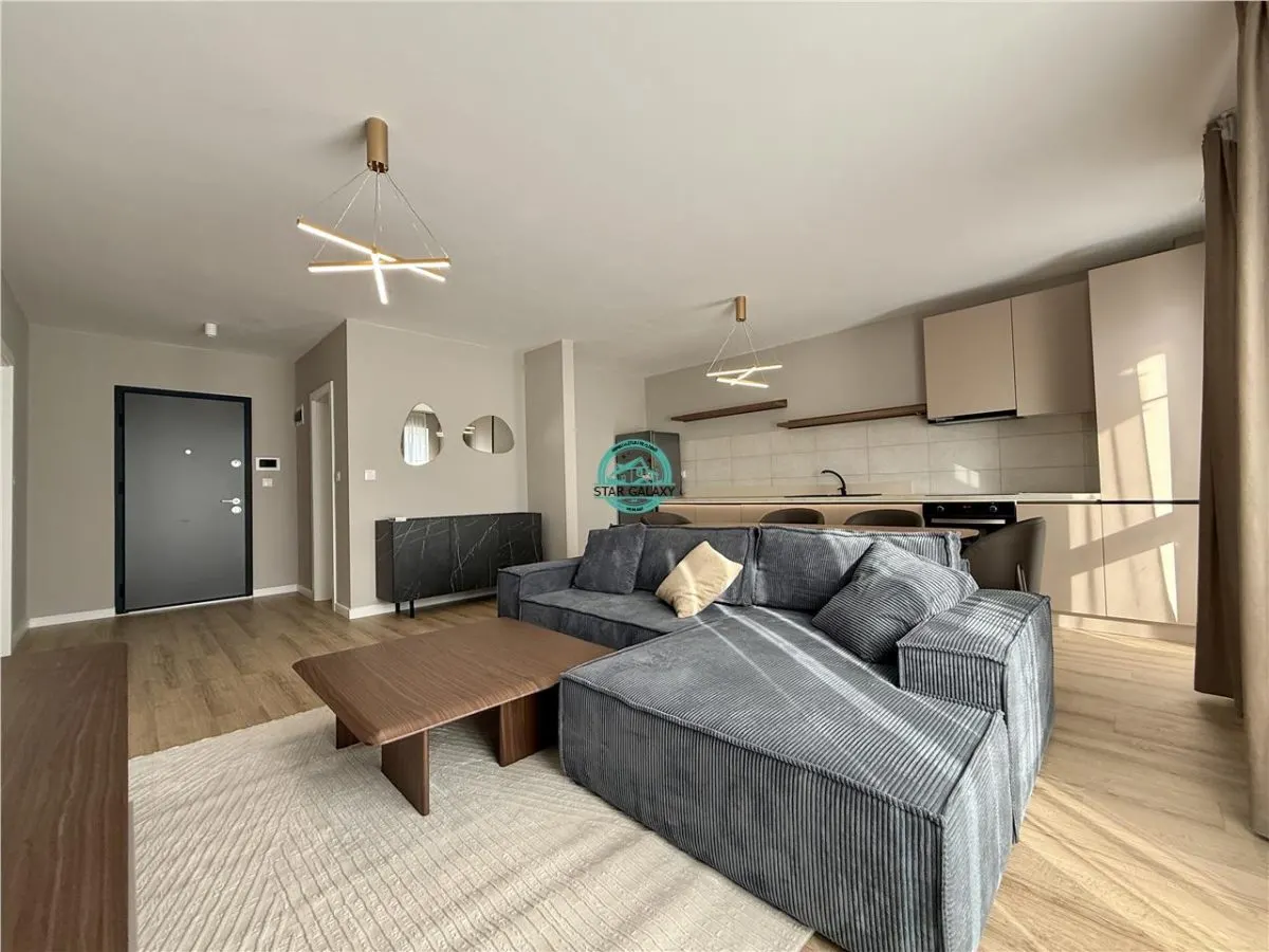 Apartament cu 2 camere de inchiriat, cu parcare, complex Maurer - foto 1