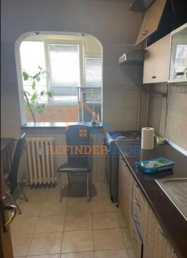 Apartament de vanzare cu 3 camere, zona Rahova - Margeanului - foto 6