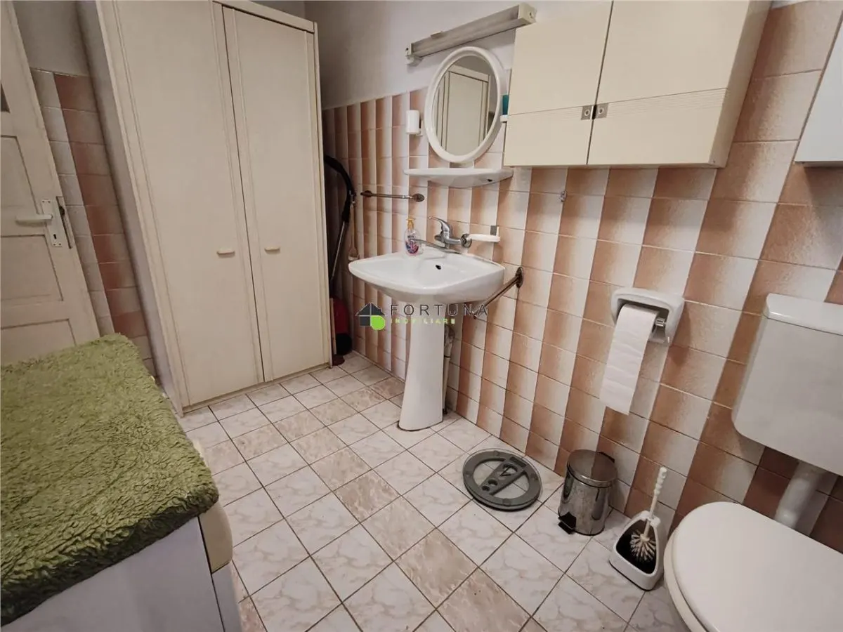 Casa individuala , teren 717 mp - Sacele - foto 15