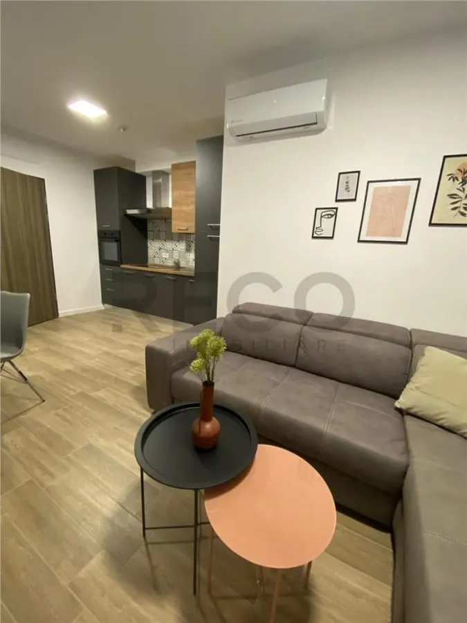 RECO Apartament West Residence, balcon plus terasa mare si loc de parcare privat - foto 4