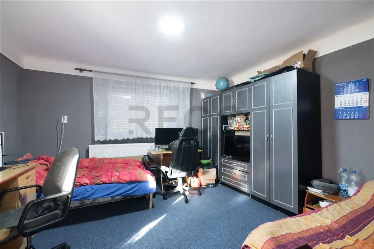 RECO, Doua case, una noua iar cealalta renovata complet, Zona Tarcea, Bihor - foto 16