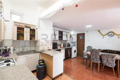 RECO, Doua case, una noua iar cealalta renovata complet, Zona Tarcea, Bihor - foto 20