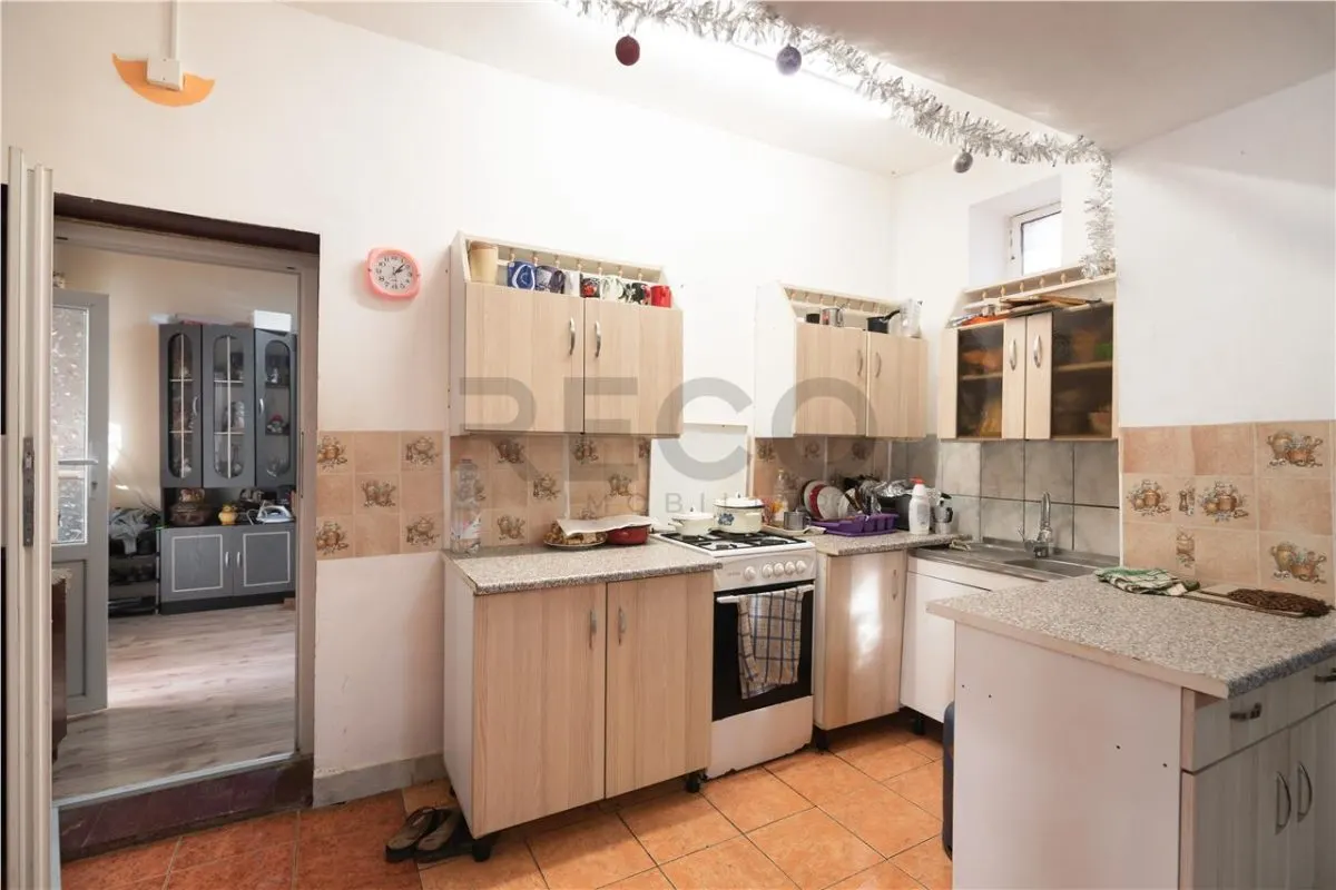 RECO, Doua case, una noua iar cealalta renovata complet, Zona Tarcea, Bihor - foto 22