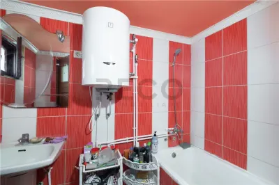 RECO, Doua case, una noua iar cealalta renovata complet, Zona Tarcea, Bihor - foto 24
