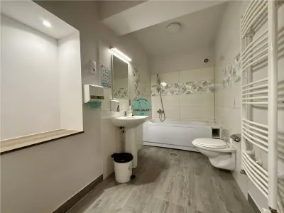 Spatiu comercial/birouri de inchiriat, 45 mp, in Centru - foto 6