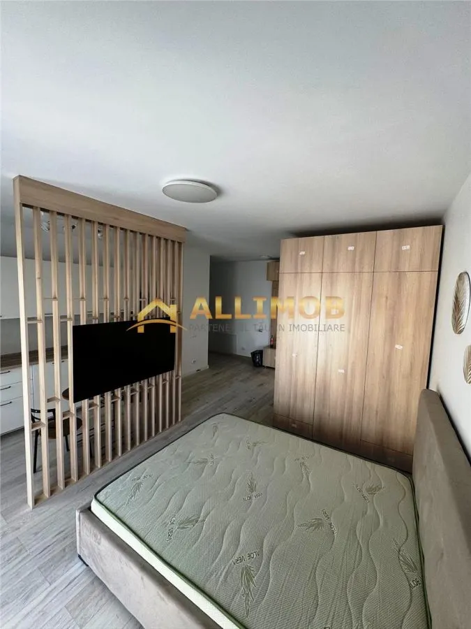 Garsoniera in Ploiesti, zona Vest - foto 1