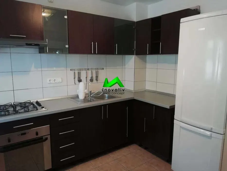 Apartament de inchiriat 3 camere Sibiu Turnisor - foto 3
