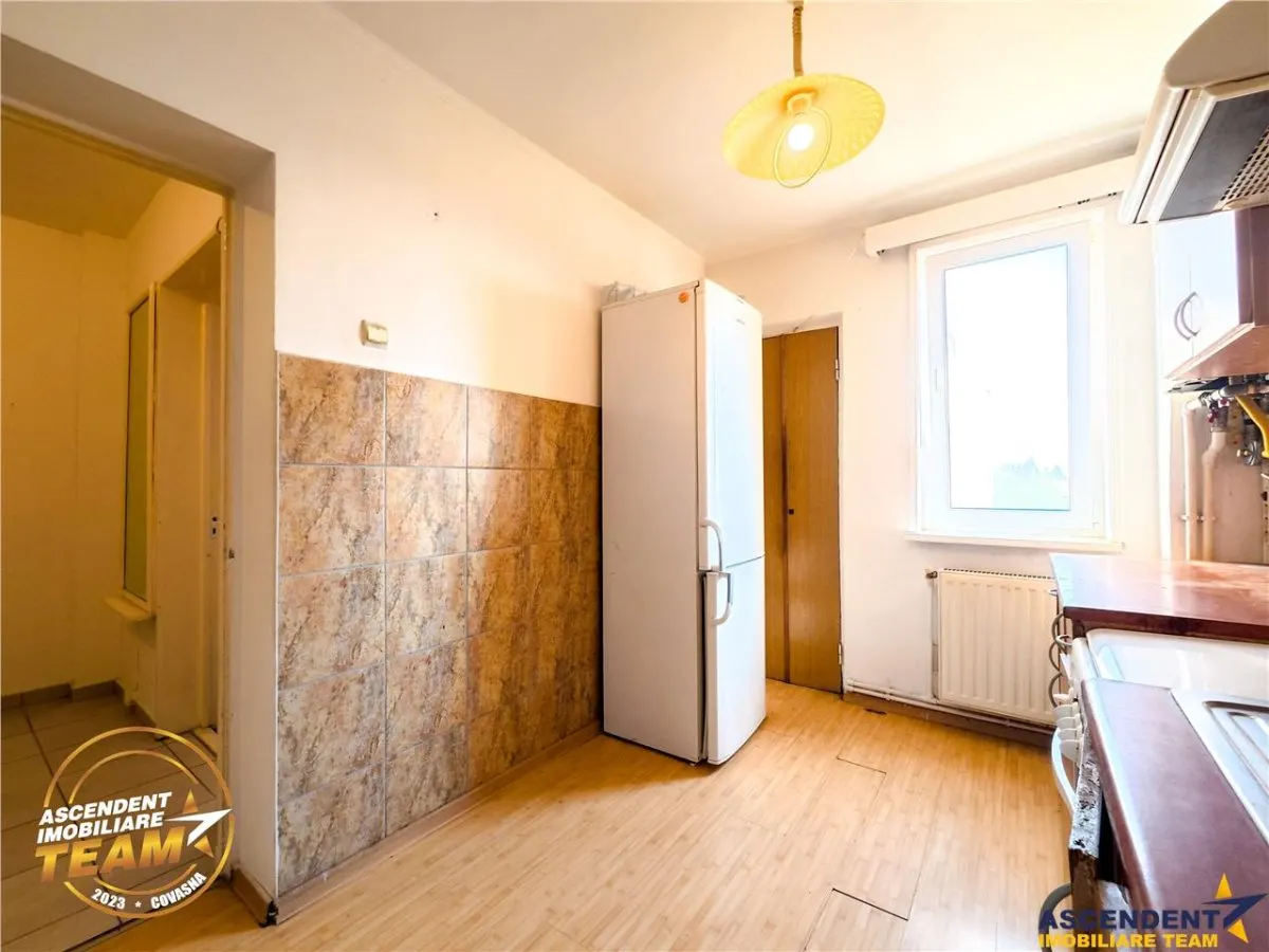 Decomandat pe 3 camere, 2 balcoane, locatie favorabila, Simeria, Sfantu Gheorghe - foto 12