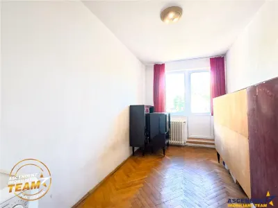 Decomandat pe 3 camere, 2 balcoane, locatie favorabila, Simeria, Sfantu Gheorghe - foto 6