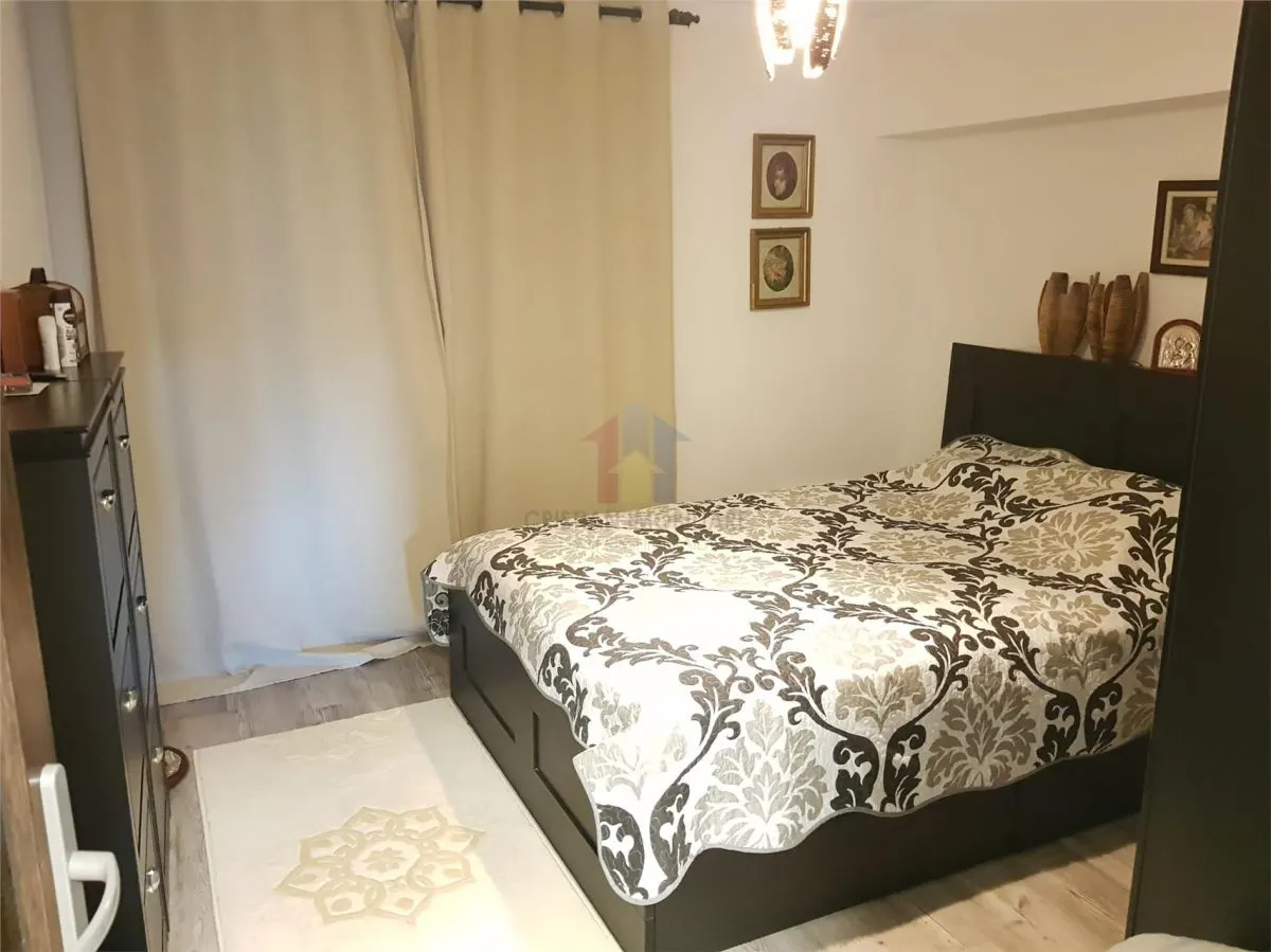 Partial Mobilat - Utilat 3 camere, zona Bariera,etaj 6 - foto 6