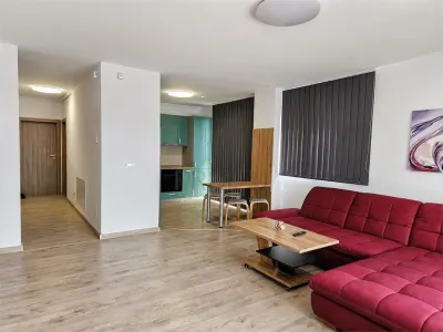 ARADULUI - PENTHOUSE - 2 CAMERE - 2 PARCARI SUBTERANE - TERASA 50 MP - CENTRALA PROPRIE - BALCON 10 MP - Timisoara