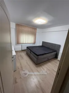 Apartament 3 Camere cu Loc de Parcare â€“ Valea Adâncă (Str. Pepinierii) - foto 1