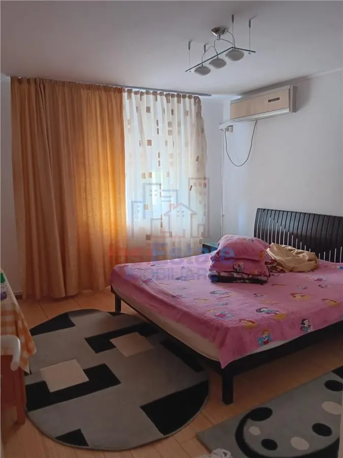 Bd Poitiers 81mp Etajul 1 - Apartament 3 camere - foto 2