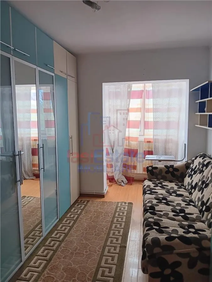 Bd Poitiers 81mp Etajul 1 - Apartament 3 camere - foto 4