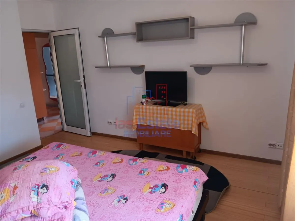 Bd Poitiers 81mp Etajul 1 - Apartament 3 camere - foto 10