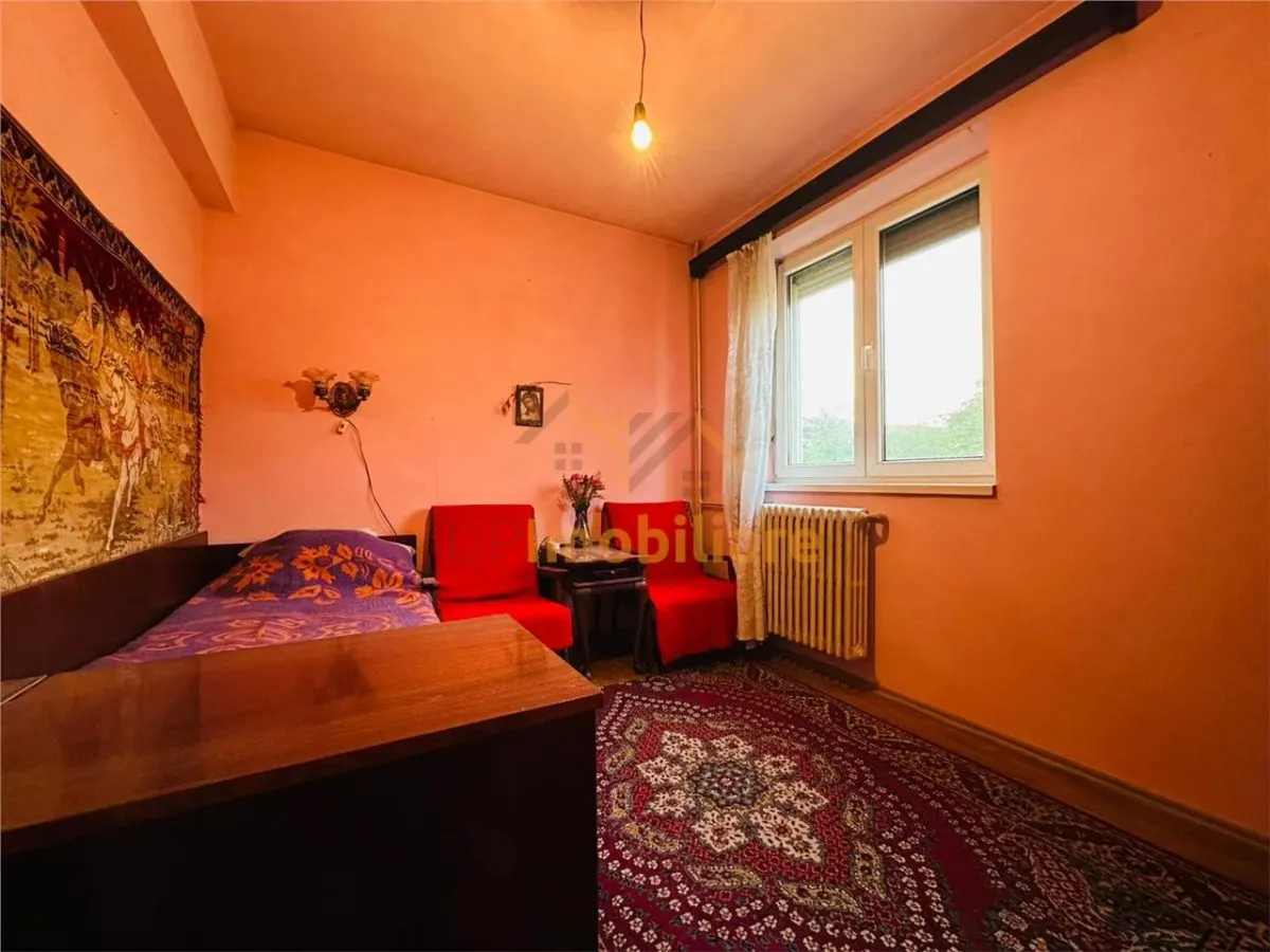 APARTAMENT 3 CAMERE, ETAJ 3, ZONA ROGERIUS, STR TRANSILVANIEI - foto 3