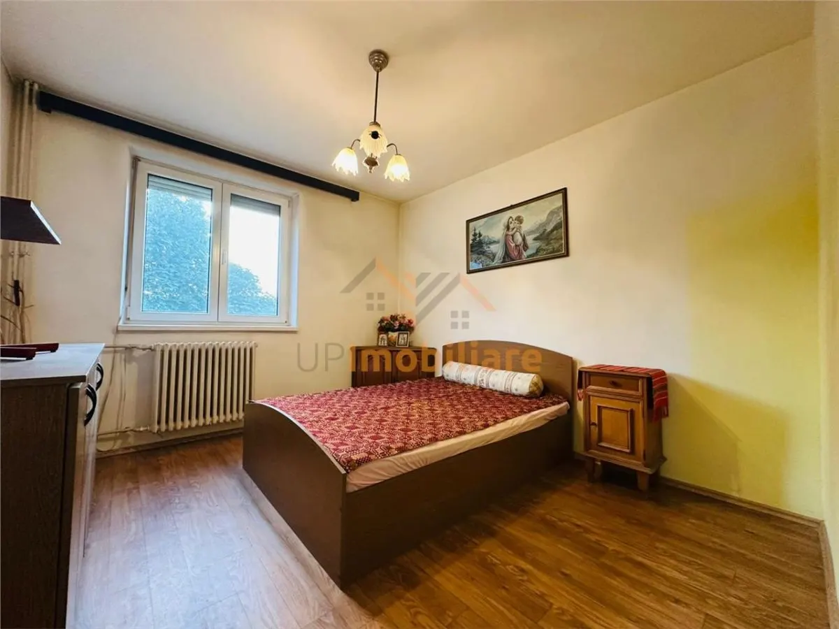 APARTAMENT 3 CAMERE, ETAJ 3, ZONA ROGERIUS, STR TRANSILVANIEI - foto 5
