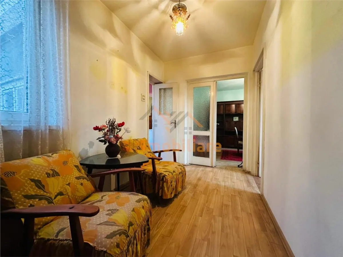 APARTAMENT 3 CAMERE, ETAJ 3, ZONA ROGERIUS, STR TRANSILVANIEI - foto 9