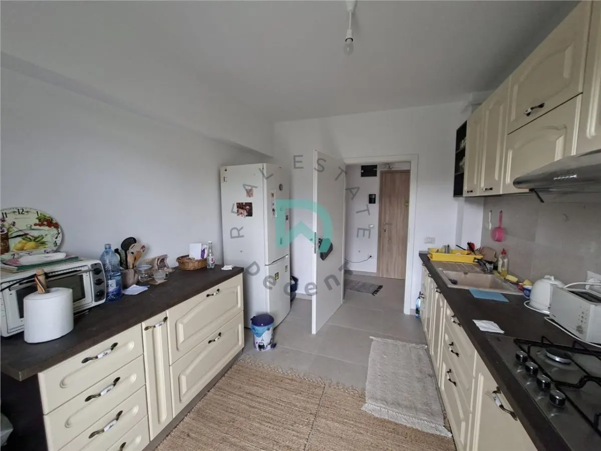 Apartament 2 camere, Rasnov, zona linistita - foto 8