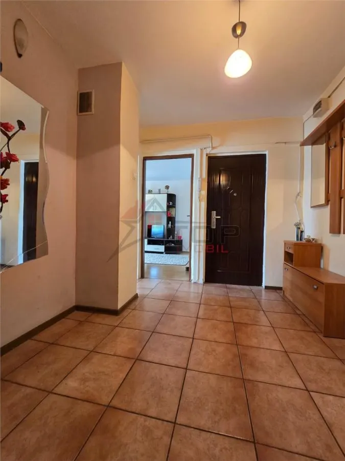 Apartament 3 camere 2 bai - Decomandat - Frumoasa - foto 4