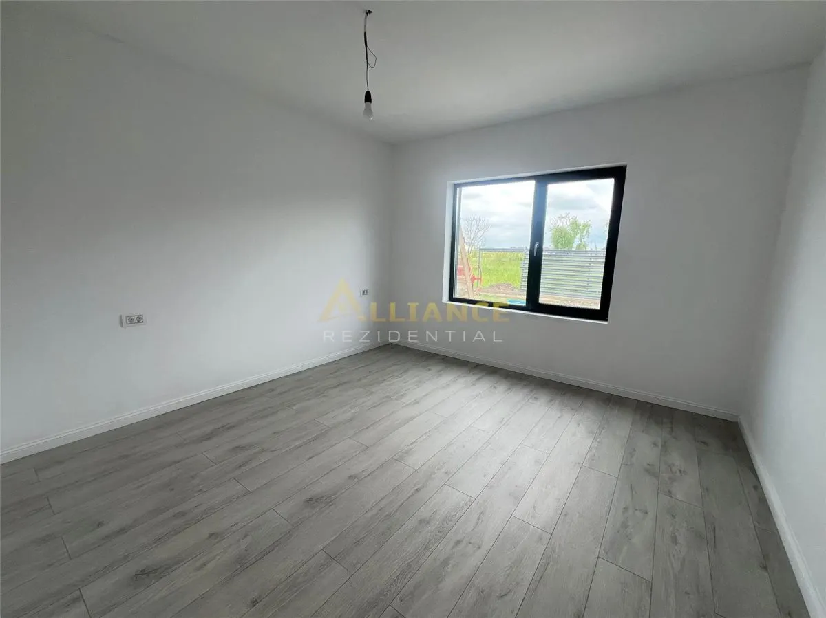 Casa individuala  | 80 mp utili | Teren 375 mp | Incalzire in pardoseala - foto 9