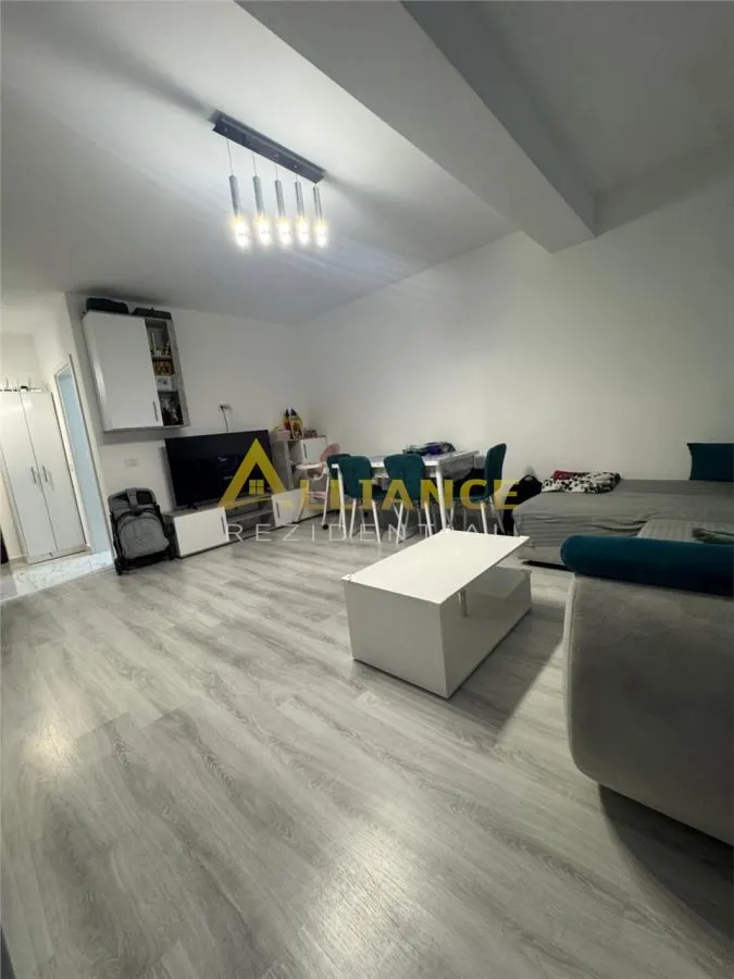 Oltenitei Apartament 3 Camere Mobilat/Utilat - foto 9