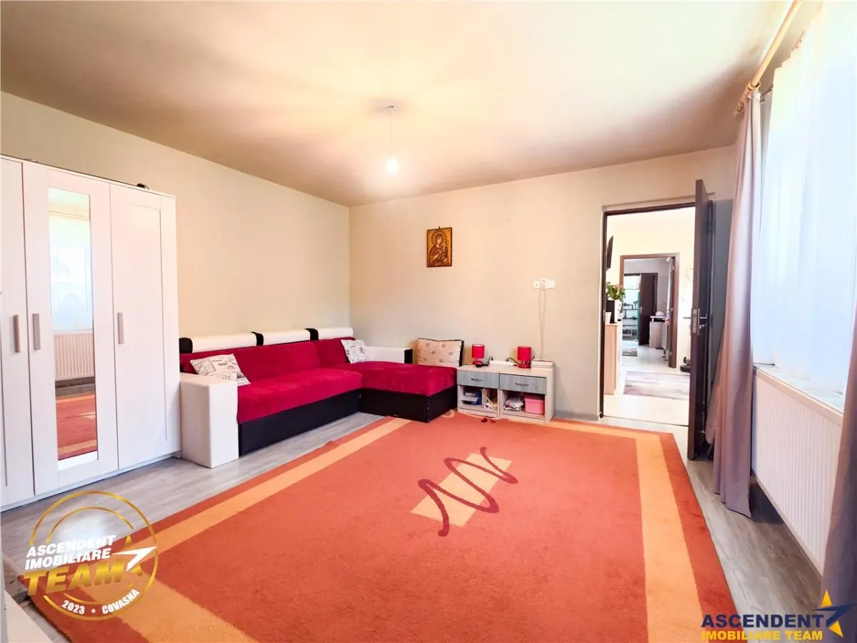 Vrei sa auzi ciripitul pasarilor,sa fii langa izvoarele termale:Casa modern utilata, Valcele, Covasna - foto 15