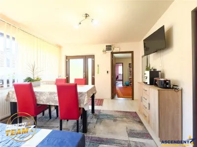 Vrei sa auzi ciripitul pasarilor,sa fii langa izvoarele termale:Casa modern utilata, Valcele, Covasna - foto 3