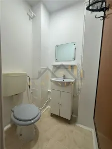 Apartament 3 camere, et.1, 65 mp+centrala - Zona Circumvalatiuni - foto 9