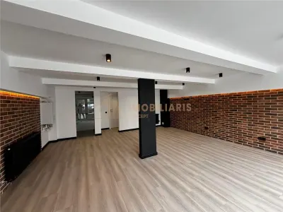 Spatiu comercial disponibil la vanzare - Baia Mare