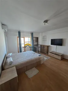 Bulevardul Burebista-Decebal Garsoniera Spatioasa-Luminoasa - Bucuresti