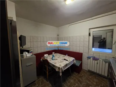 Apartament 2 camere decomandat - foto 4