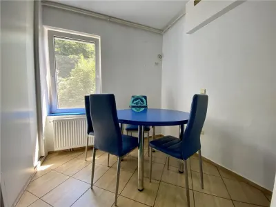 Apartament cu 3 camere de inchiriat, mobilat si utilat in 7 Noiembrie - foto 10