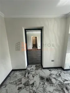 Apartament 3 camere cf 2 semidecomandat zona Grang - foto 11