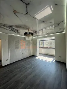 Apartament 3 camere cf 2 semidecomandat zona Grang - foto 7