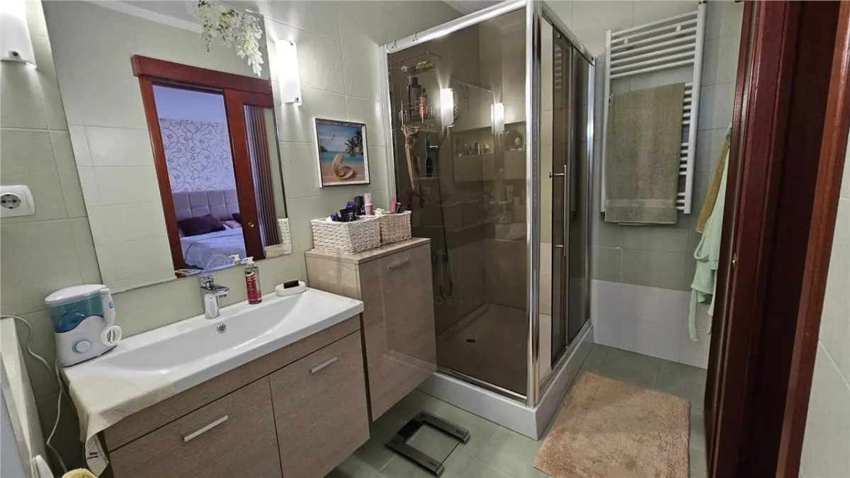 BRAYTIM, CASA INDIVIDUALA 6 CAMERE D+P+1E, 4 BAI, GARAJ PENTRU 2 MASINI - foto 14