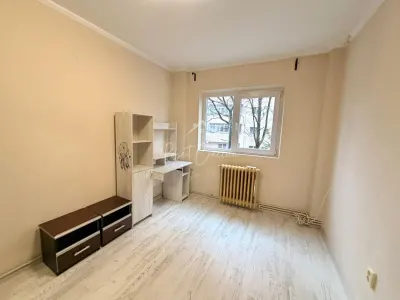 Apartament 4 camere de vânzare â€“ Apărătorii Patriei-5 minute metrou - foto 15
