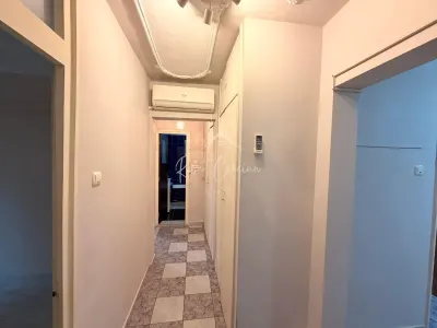 Apartament 4 camere de vânzare â€“ Apărătorii Patriei-5 minute metrou - foto 18