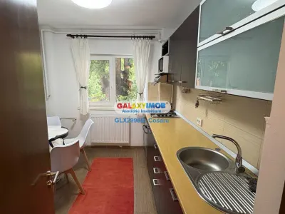 INCHIRIEZ APARTAMENT 2 CAMERE RAHOVA SEBASTIAN - foto 4