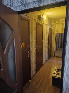 Apartament 2 camere Podu Roș - Țuțora - Central - foto 1
