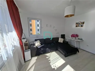 Apartament 3 camere Casa Nobel - Tractorul, 64 mp - Brasov - Brasov