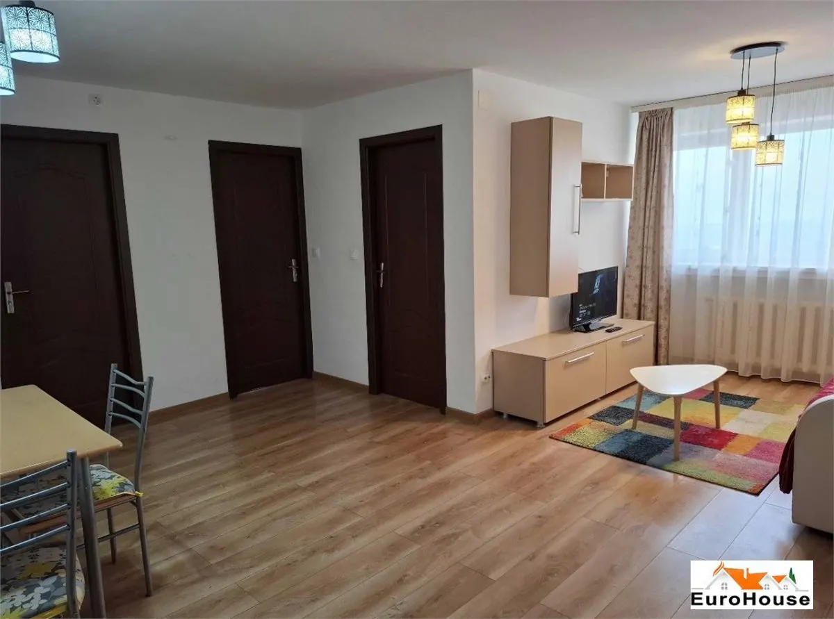 Apartament 2 Cam. De Inchiriat , Cetate - foto 1