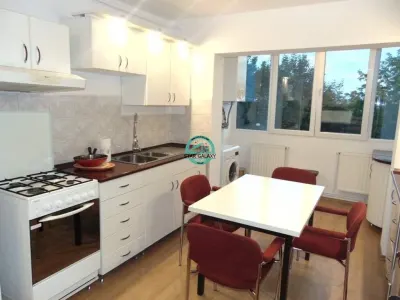 Inchiriez apartament cu 3 camere, decomandat in Cornisa, et, 2,la 5 min de UMF - Targu Mures