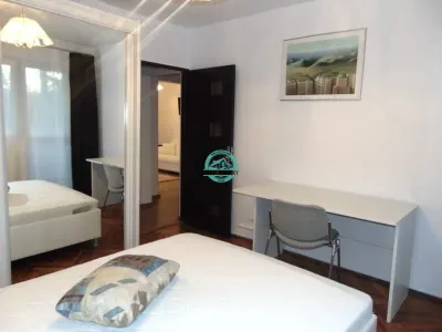 Inchiriez apartament cu 3 camere, decomandat in Cornisa, et, 2,la 5 min de UMF - foto 2