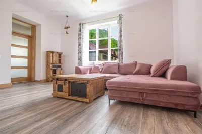 3 CAMERE ULTRACENTRAL | PARCARE SI GRADINA PROPRIE | TERASA INTERIOARA - Brasov